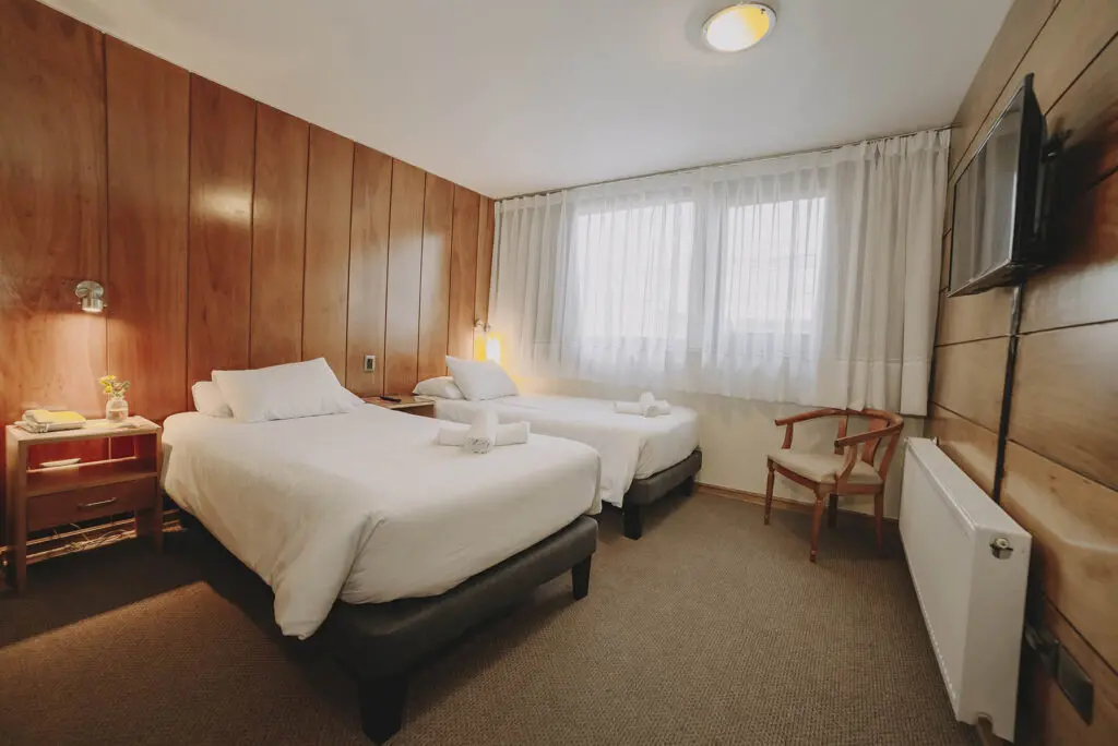 Habitación triple de Hotel Germania Puerto Varas